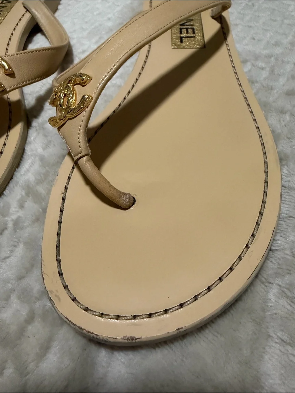 CHANEL Nude Leather CC Logo Thong Sandals